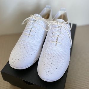 EUC ZeroGrand Oxfords white knit